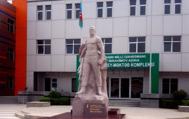 Mübariz İbrahimovun adını daşıyan lisey yenə birinci oldu