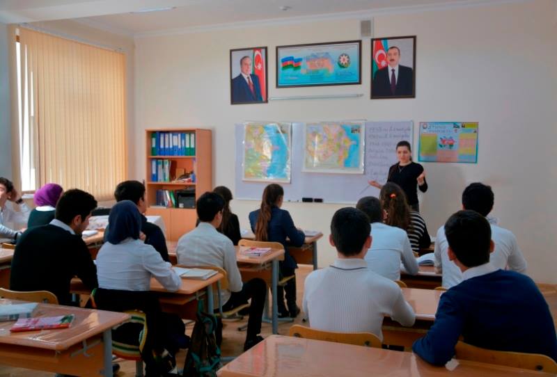 “Tələbə adını qazanan şagirdləri məktəblərə yığmaq olmur” - Ekspertdən İRAD
