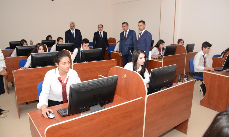 Naxçıvan Dövlət Universitetində imtahanlar elektron qaydada aparılır  