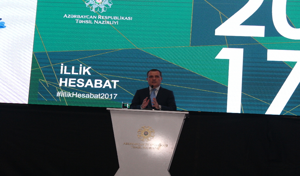 Təhsil Nazirliyi hesabat tədbiri keçirib