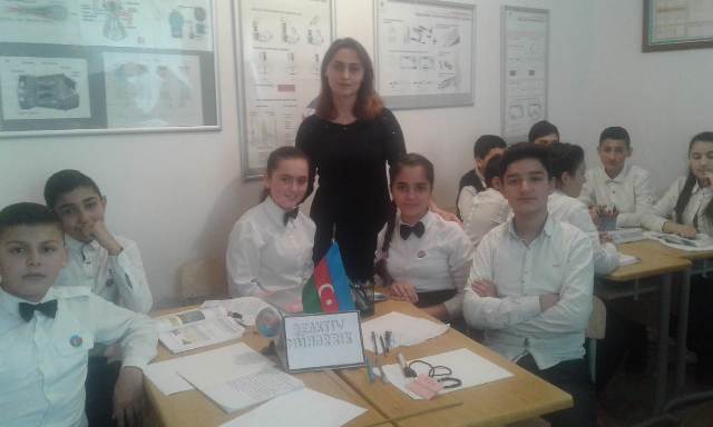 Məcburi köçkün şagirdlər üçün ödənişsiz fizika kursu keçiriləcək