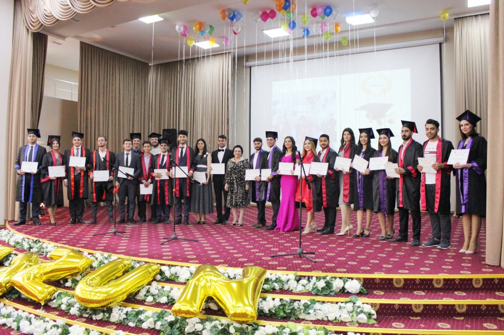Bakı Slavyan Universitetində məzun günü qeyd olunub - FOTO  