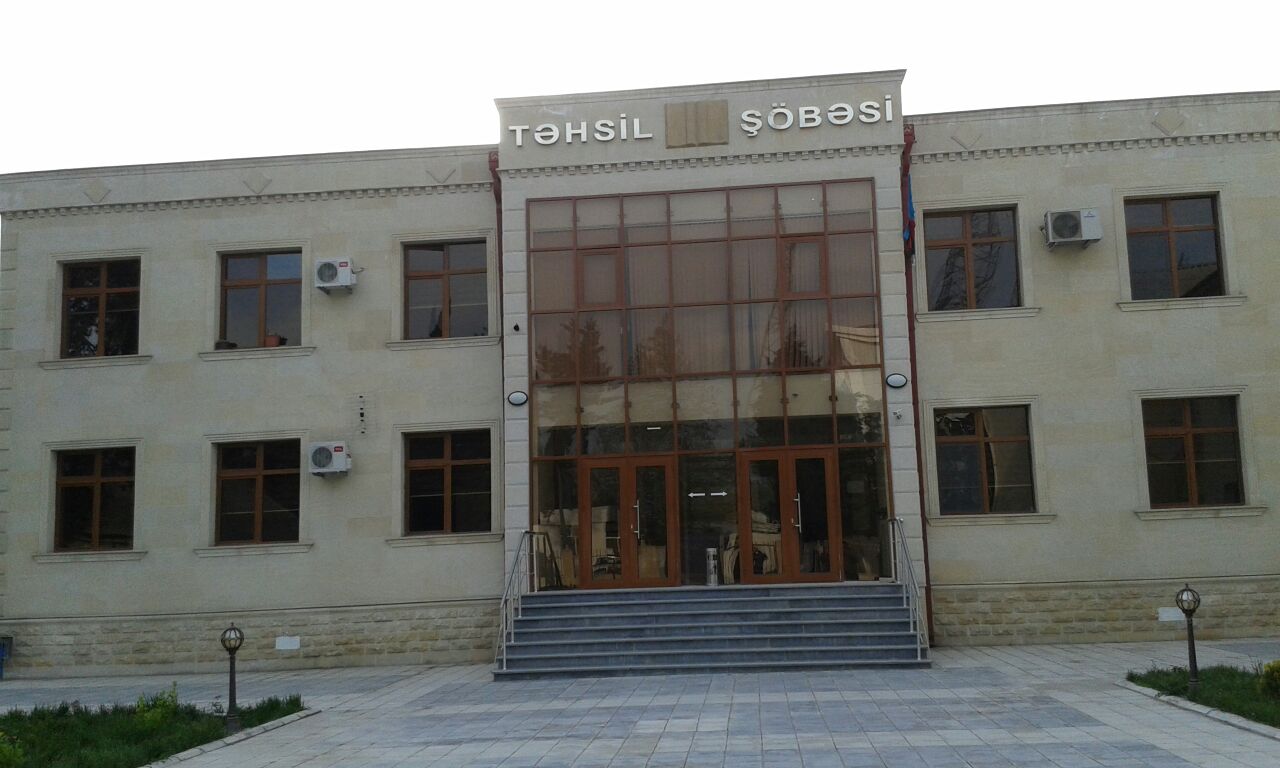 İcra başçıları Təhsil şöbələrinin işinə niyə müdaxilə edir…