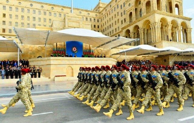 “Azadlıq” meydanında hərbi parad keçirilir - YENİLƏNİB