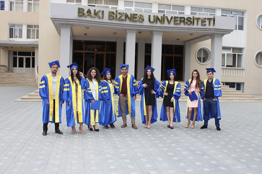 Bakı Biznes Universitetində “Məzun günü”ndə əmək yarmarkası təşkil edilib  