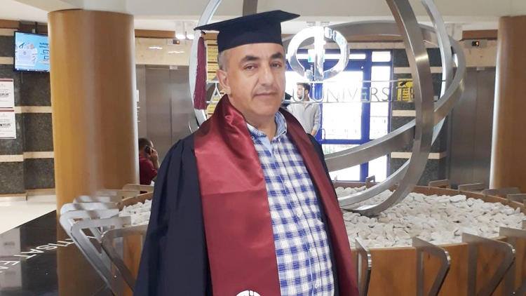 7 universitetə qəbul olunub,  beşinin  diplomunu alan həkim: “İki təhsilimi yarımçıq qoymuşam”