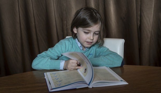 8 yaşlı uşaq universitetə daxil oldu