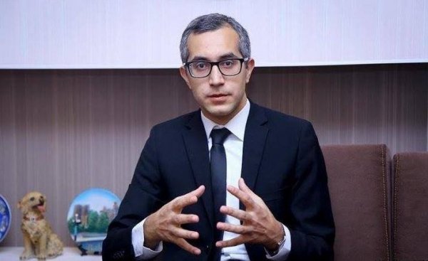 Ekspert 50 minə yaxın müəllimi narahat edən səbəbdən danışdı: “İmtahan üçün heç bir proqram və vəsait yoxdu”  