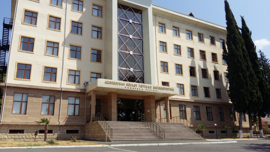 UNEC-in Zaqatala filialında təhsil haqları azaldılıb    