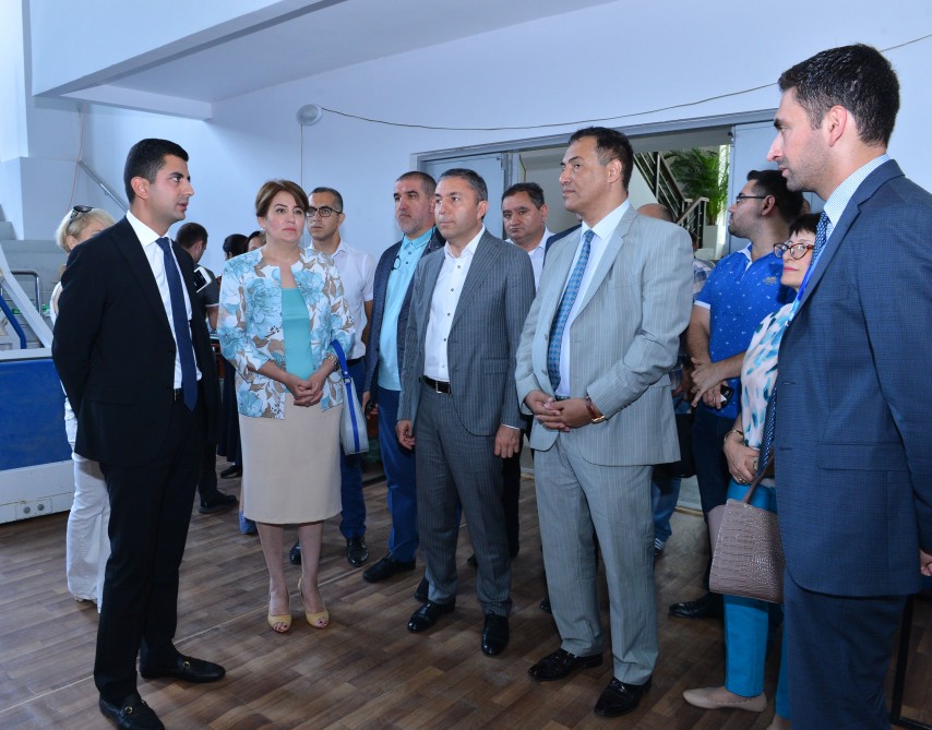 İctimaiyyət nümayəndələri müəllimlərin işə qəbulu üzrə imtahanı izləyib 