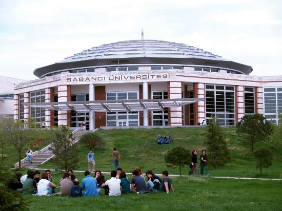 Türkiyə universitetlərinin illik təhsil haqları açıqlanıb