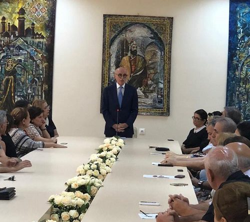 Yeni rektor kollektivə təqdim edilib - FOTO