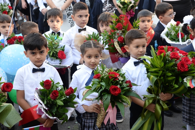 Dünya ölkələrində Bilik günü bu tarixlərdə qeyd edilir - MARAQLI