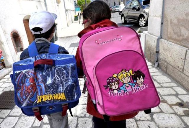 Şagirdin məktəb çantası neçə kiloqram olmalıdır? – Pediatrdan valideynlərə XƏBƏRDARLIQ!
