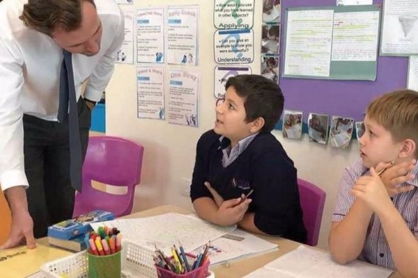 Yaxın Şərqdə ingilisdilli məktəblərin sayına görə lider dövlətin adı AÇIQLANDI