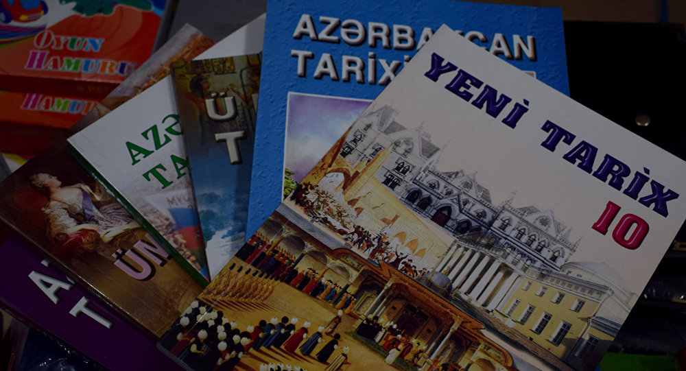 “Ekspertlər Təhsil Nazirliyini aldadır, nazirlik də buna göz yumur” – Dərslik siyasəti ilə bağlı İRADLAR