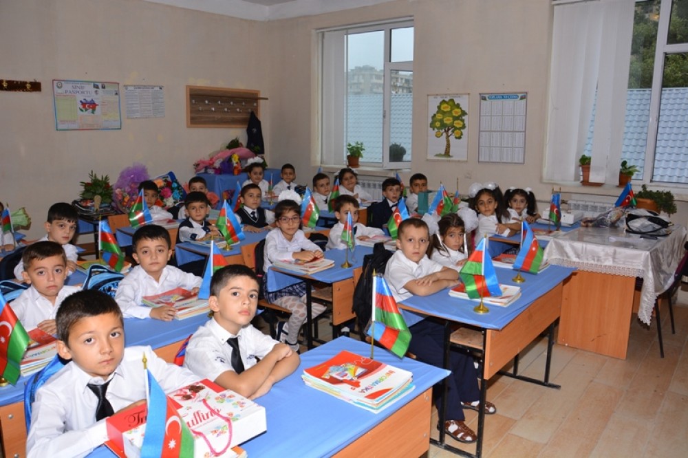 Yeni tədris ilində orta məktəblərdə keçiriləcək ilk dərslərin mövzuları açıqlandı
