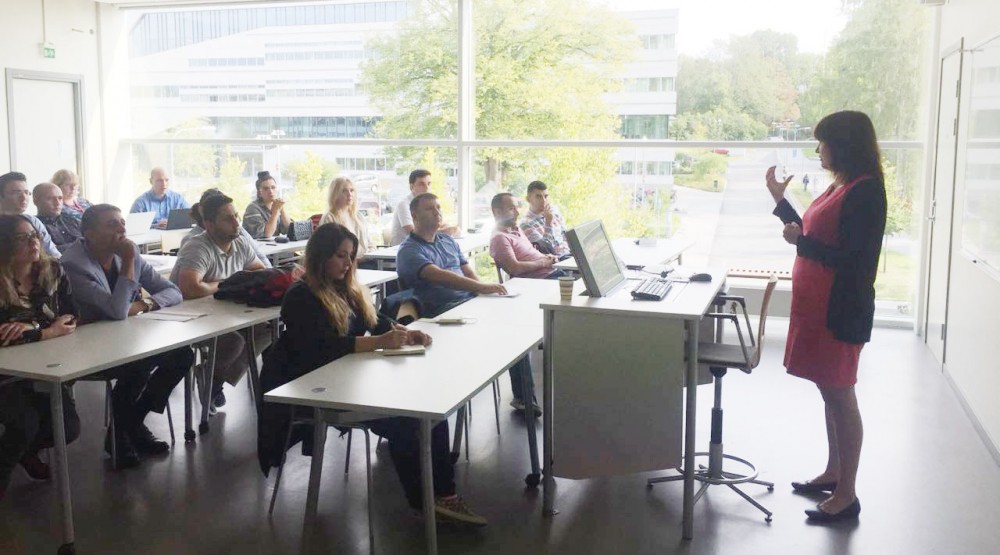 Azərbaycan universitetlərində İsveçin təhsildə keyfiyyətə nəzarət mexanizmi təcrübəsi tətbiq olunacaq