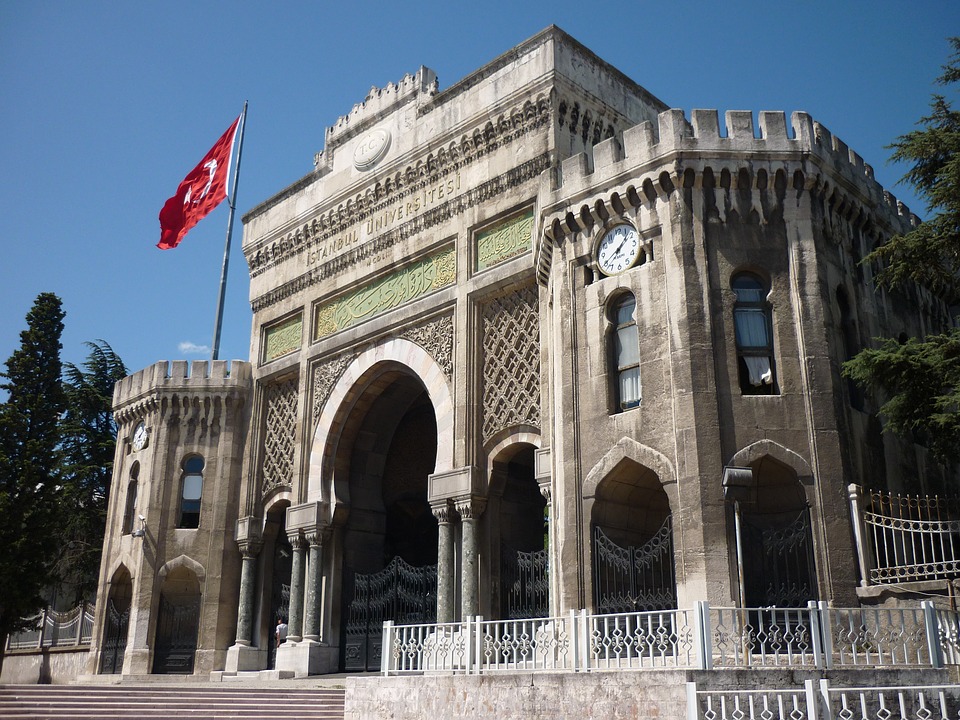 Türkiyədə qəbul imtahanlarının statistikası açıqlandı - 90 minə yaxın plan yeri boş qaldı