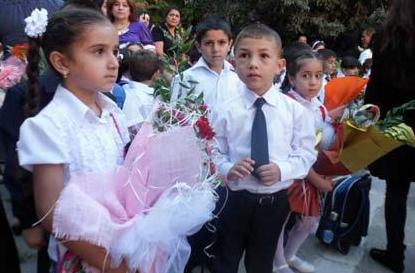 Alimdən 15 sentyabr çağırışı: Pulu çölə atmayın!