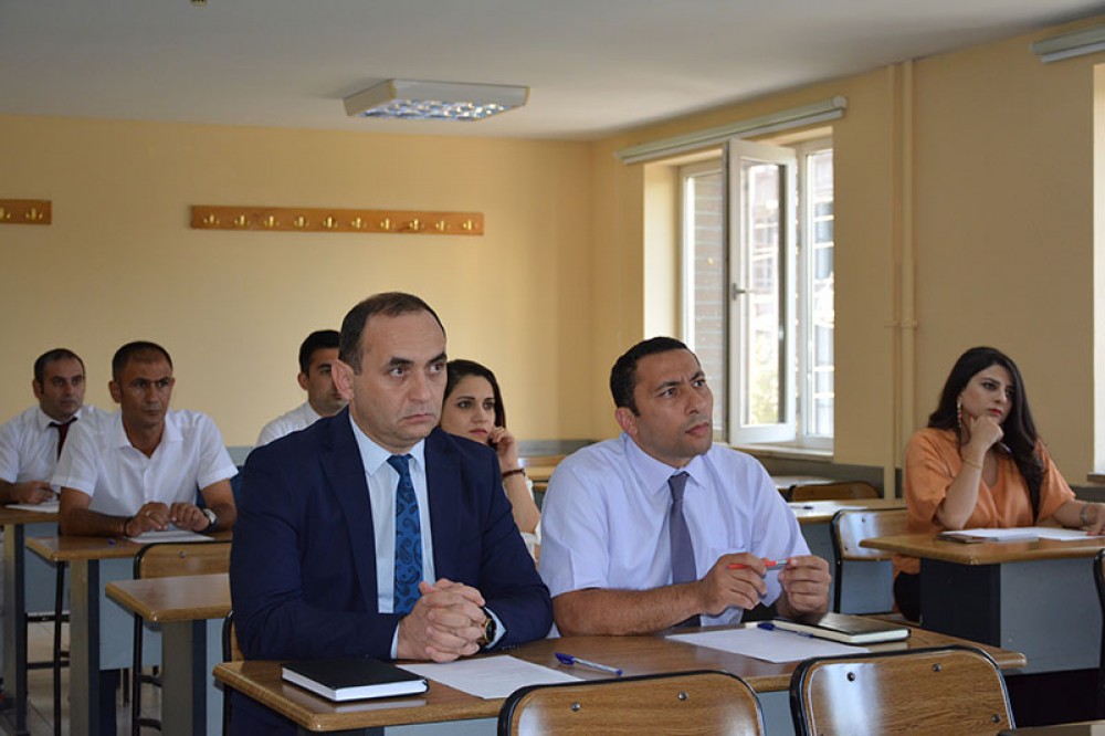 İlahiyyat İnstitutunda növbəti sınaq dərsi keçirildi