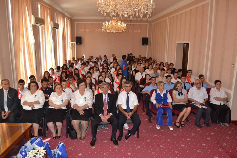 Yevlaxda Təhsil işçilərinin sentyabr konfransı keçirildi - FOTOLAR