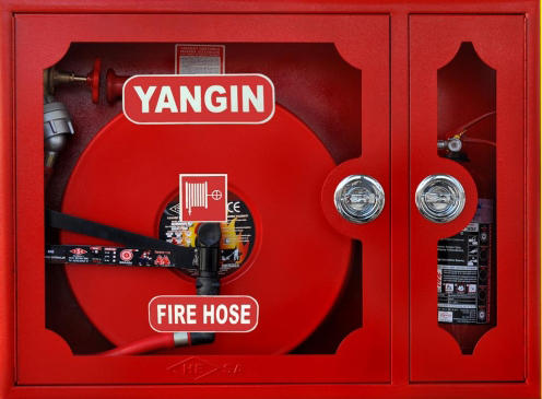 Nazirlik: Təhsil müəssisələri vaxtaşırı olaraq yanğından mühafizə balonları və lövhələri ilə təmin edilir  