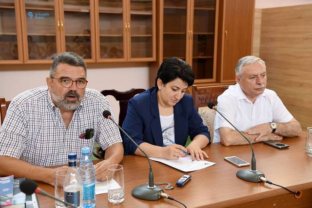 Leypsiq Universitetinin rəhbərliyi Qarabağa qanunsuz səfər edib    