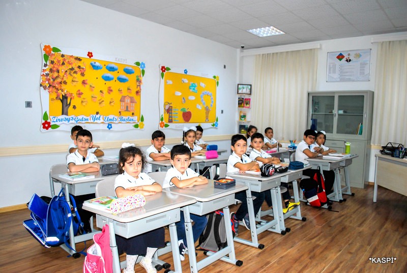 İnternat məktəbində “ilk zəng” çalındı  