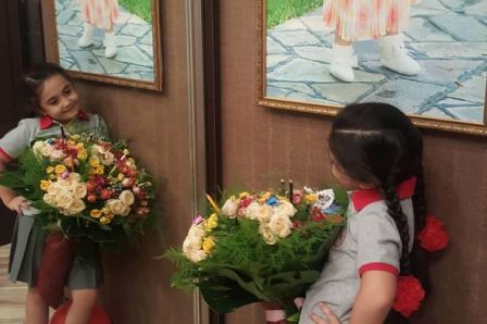 Məşhurlar övladlarını məktəbə yola saldı - FOTO