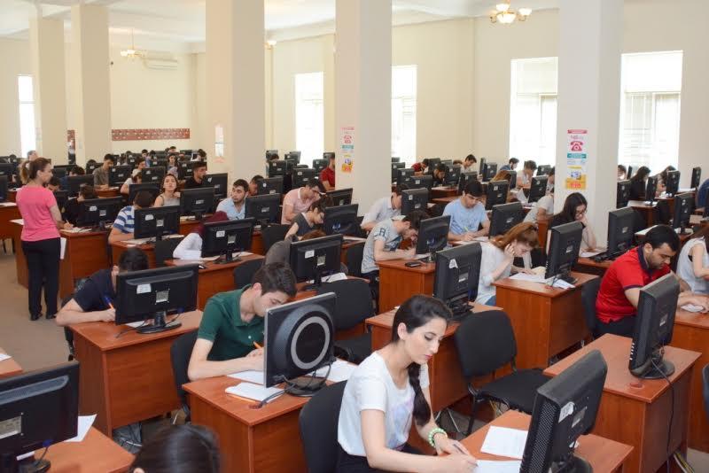 UNEC-də imtahan prosesi təkmilləşdirilir