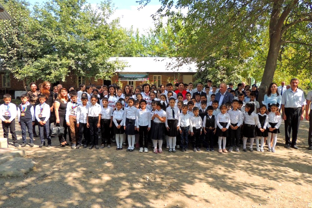 Paytaxt və bölgə məktəbləri arasında əməkdaşlıq