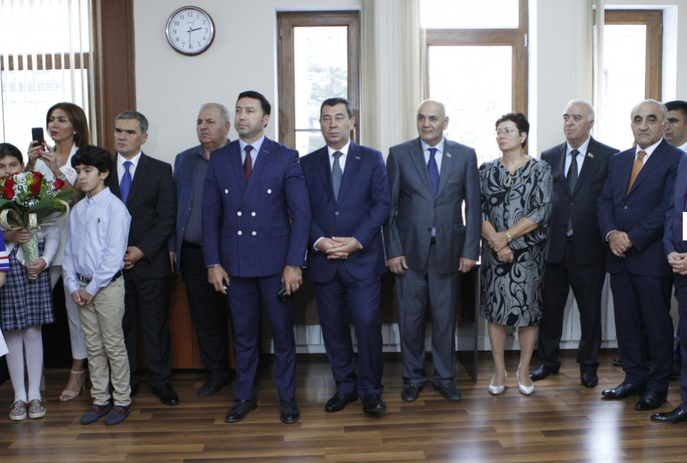 UNEC-in professoru Macarıstanın ali ordeni ilə təltif olundu