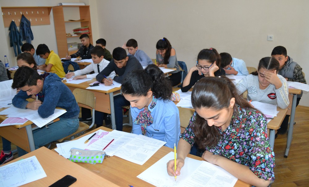 Beynəlxalq Elm Olimpiadasında Azərbaycanı təmsil edəcək şagirdlərin seçimi aparılır  