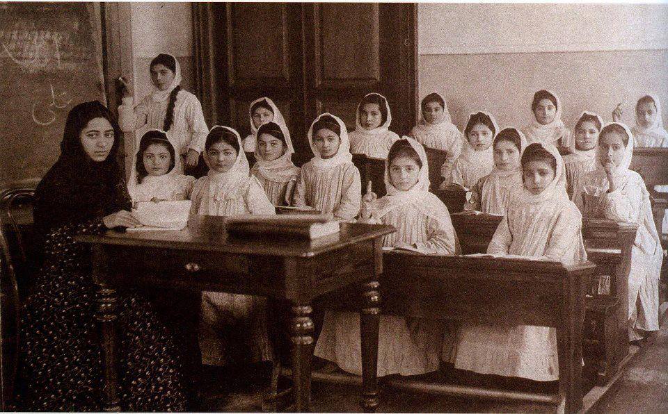 Cümhuriyyətin həyata keçməyən böyük təhsil layihələri, tikintisi yarım qalan məktəblər – “AXC və təhsil”