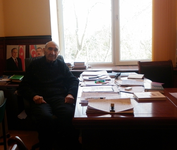 Məşhur alim Qara Mustafayev: “Rəsul Rzaya uşaq atasına yalvaran kimi yalvardım, xeyri olmadı” - MÜSAHİBƏ  