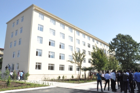 Lənkəran Dövlət Universitetində hicab QALMAQALI– Ali məktəb xanım tələbəni təkzib etdi