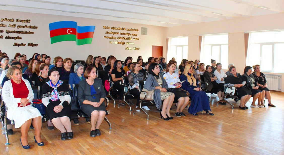 Buraxılış imtahanlarına görə valideynlərlə görüşlər keçirilir     