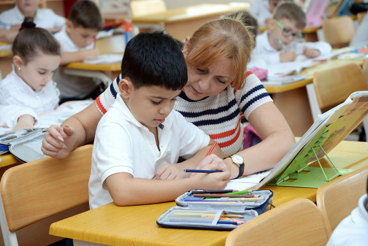 Bakıda I sinifdə oxuyanların 7306 nəfəri 6 yaşı tamam olmayan uşaqlardır