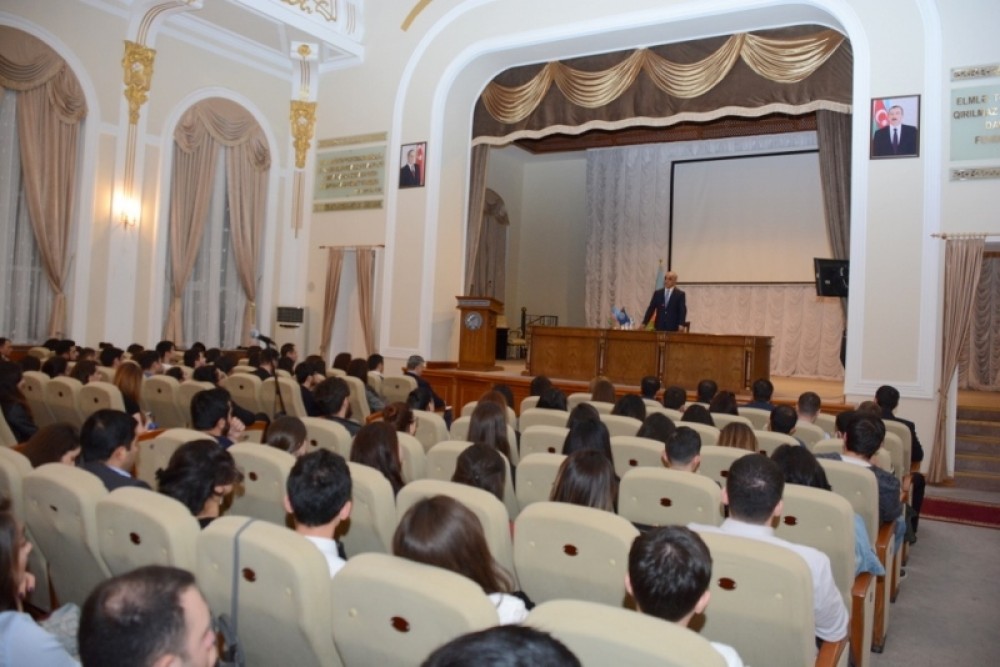 Biznes Məktəbinin magistrləri Avropa əmək bazarına birbaşa çıxış imkanına malikdirlər  