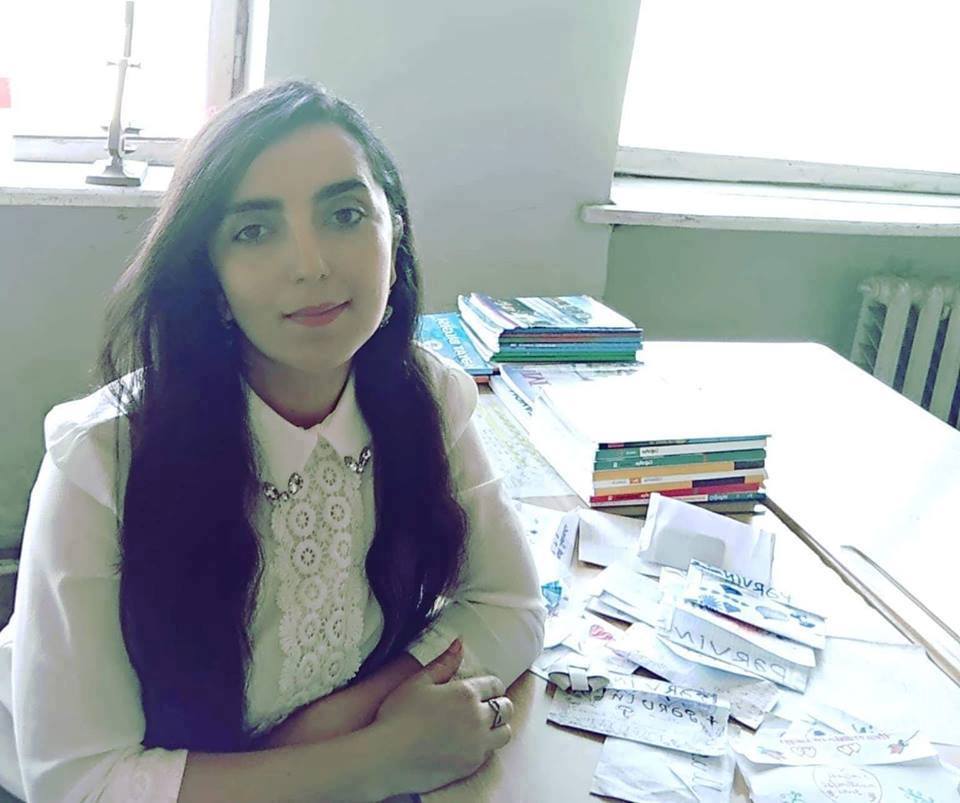 Gənc müəllimə valideyn rəftarındakı kobud  nöqsanları, “məhvedici silahları”  sadaladı – Psixoloji təhlil