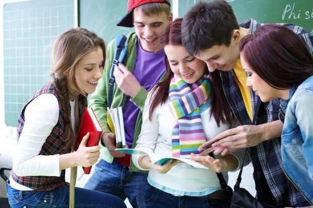 Azərbaycanda məktəblilərə cinsi tərbiyə aşılanacaq