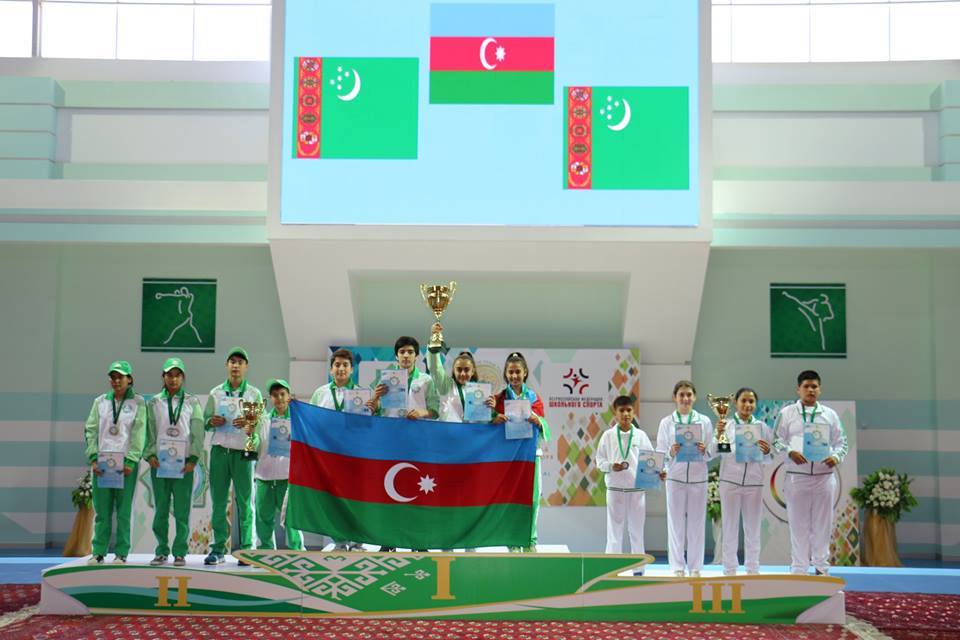 Paytaxt məktəbliləri daha bir uğur qazandılar