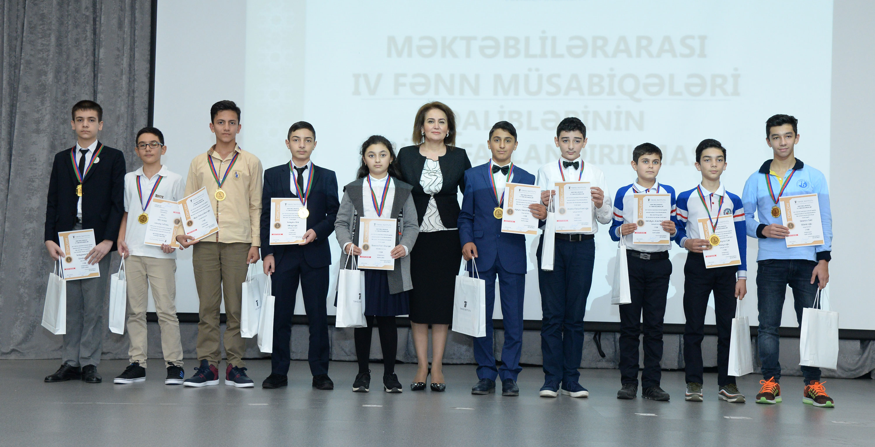 Respublika fənn müsabiqəsi qaliblərinin mükafatlandırılması mərasimi keçirildi  