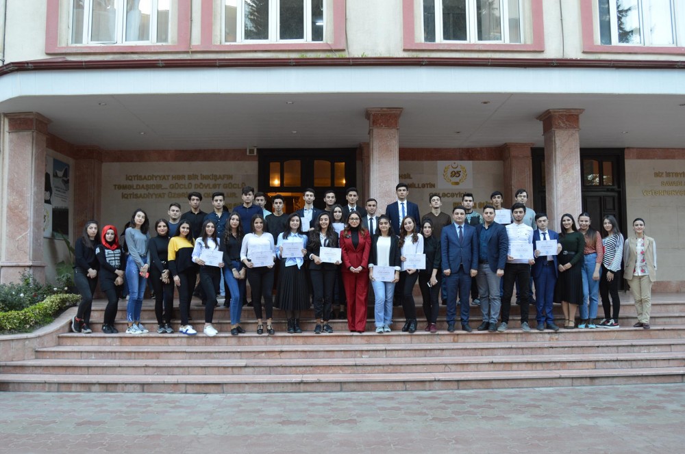 Gənc Kooperatorların III Liderlik Məktəbinin bağlanış mərasimi keçirildi