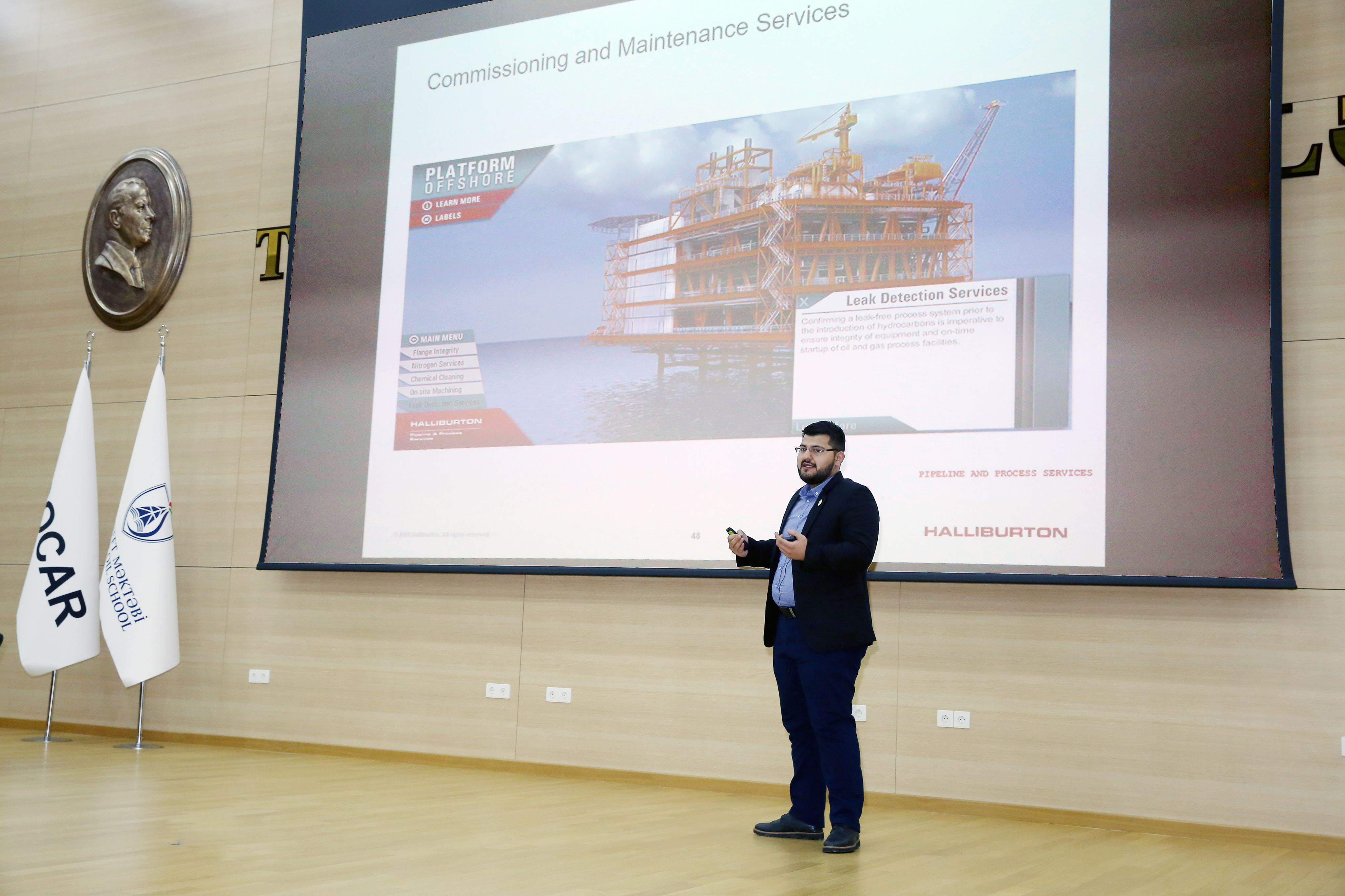 Bakı Ali Neft Məktəbində Halliburton Günü keçirildi
