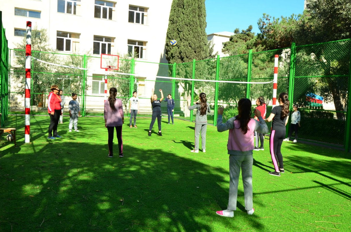 Məktəblər arasında respublika çempionatının ilk mərhələsi yekunlaşdı  