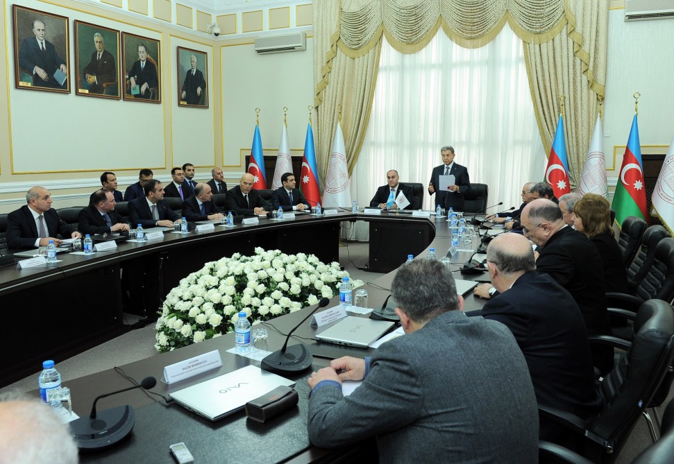 AMEA Gömrük Komitəsi ilə anlaşma memorandumu imzaladı