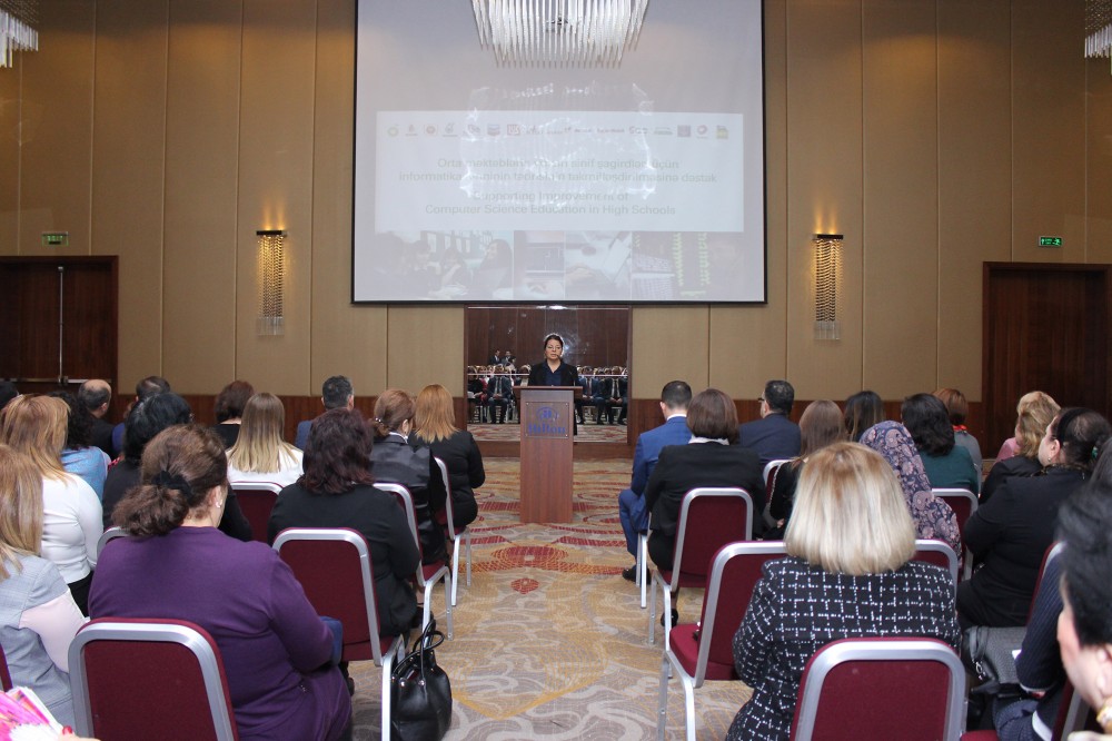 İnformatika fənninin tədrisinin təkmilləşdirilməsini dəstəkləyən layihə təqdim olundu