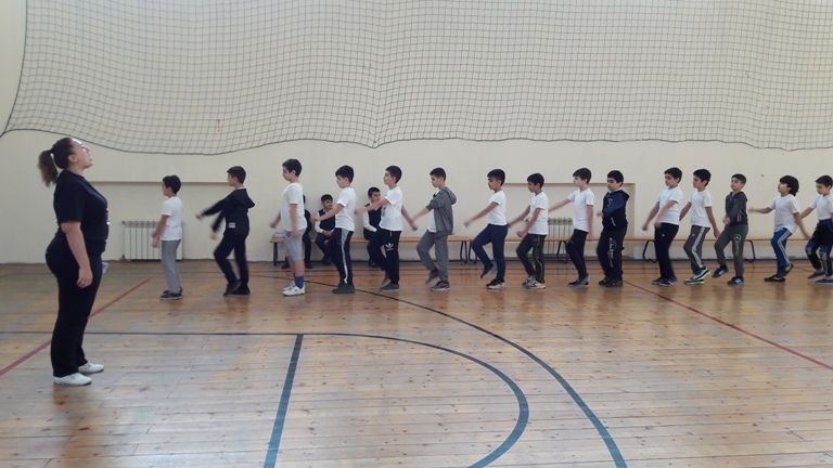 Fiziki tərbiyə məktəbdə ən vacib fənn imiş – Təhsil araşdırması